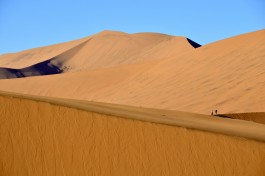 Sossusvlei Dunes  by Eric Bauer
