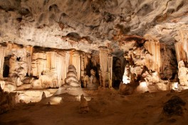 Cango caves  by Marko Kudjerski