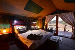 Camp Savuti Tent interior 