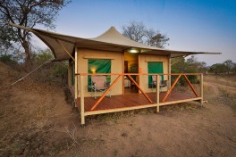 Thornybush tented lodge 
