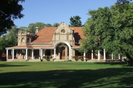 Feather Palace, Oudtshoorn  by Robert Cutts