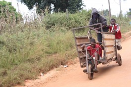 Fun and games in Swaziland  by Gustavo Sugahara